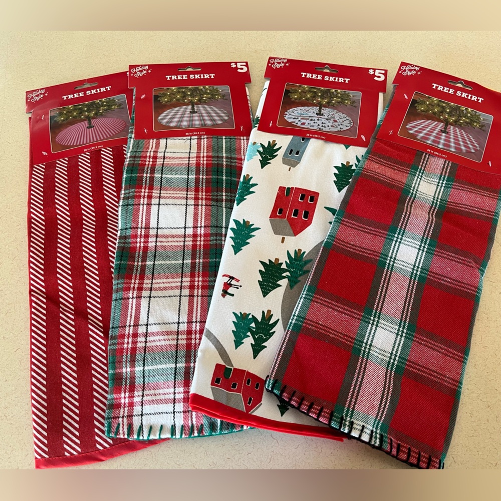 4 pack of 38” tree skirts